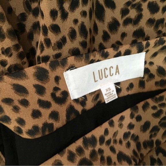 Lucca Womens Brown Cropped Square Neck Shirt Blouse Top Size Xs NWOT. - Picture 4 of 4